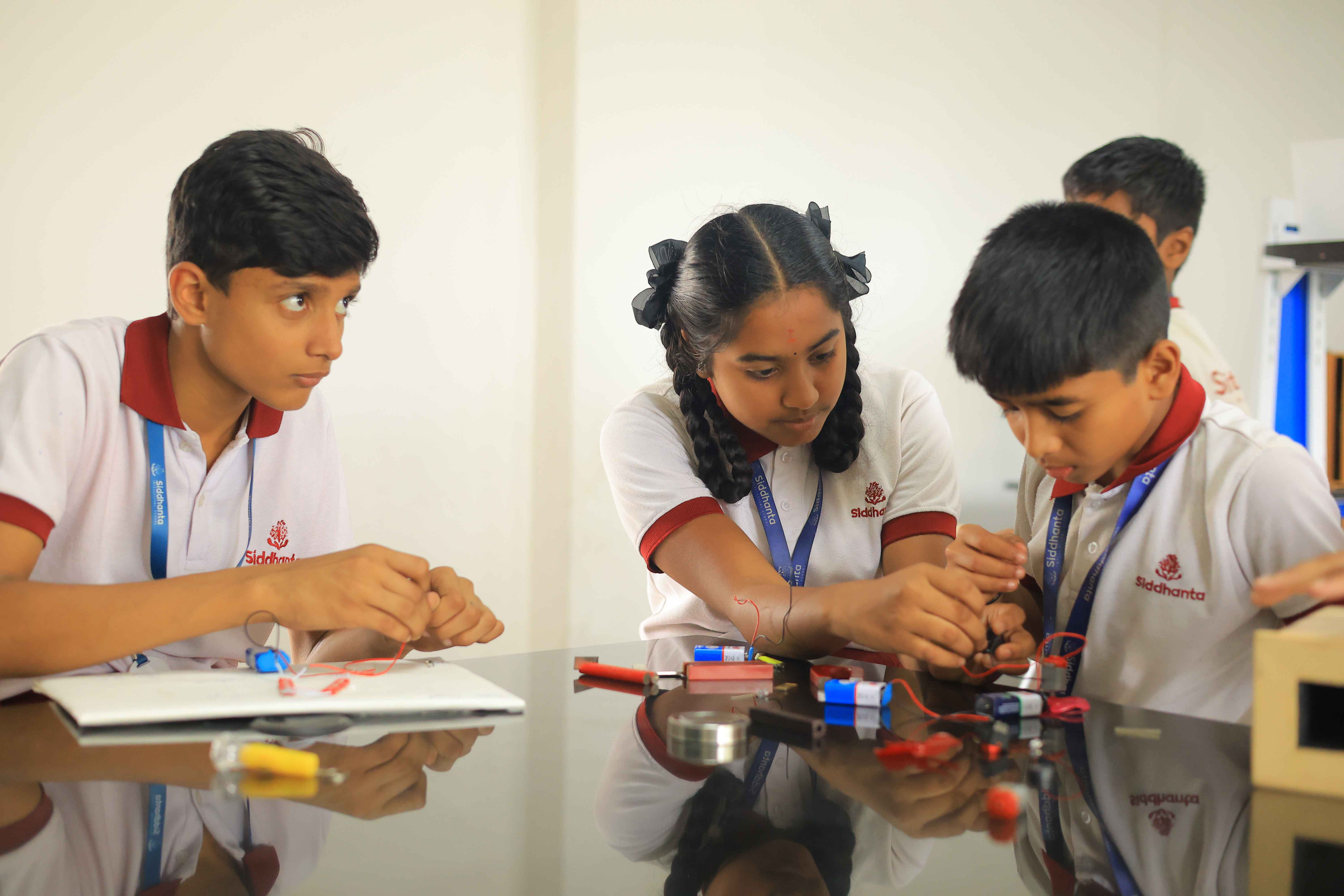 sidhhantha intellectual school